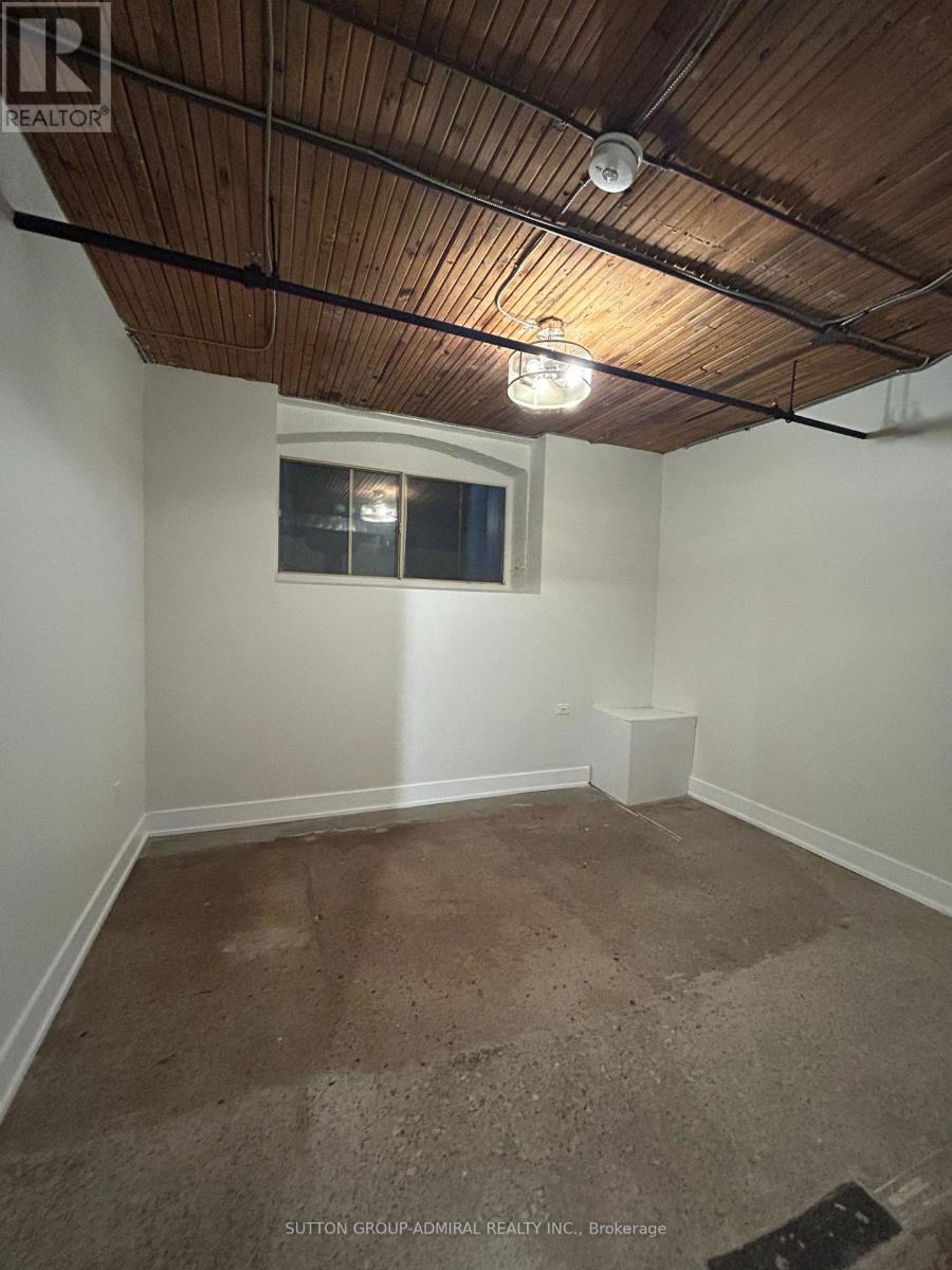 L102 - 34 Noble Street, Toronto, Ontario  M6K 2C9 - Photo 17 - W12435117