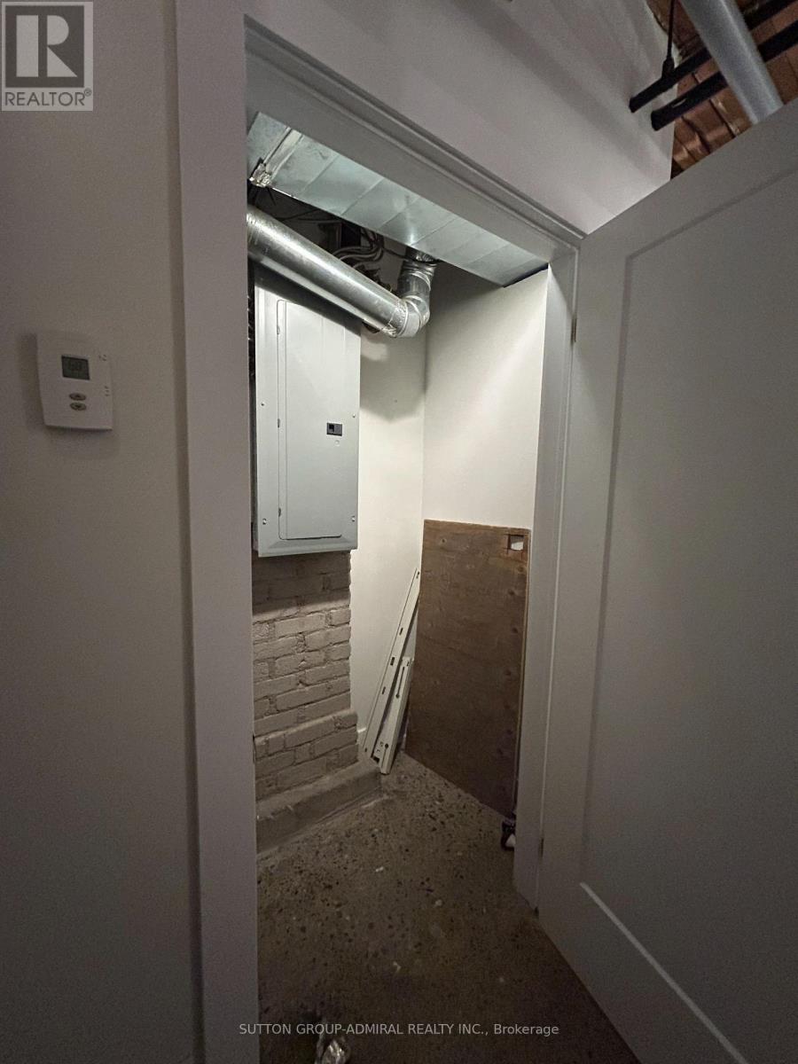 L102 - 34 Noble Street, Toronto, Ontario  M6K 2C9 - Photo 4 - W12435117