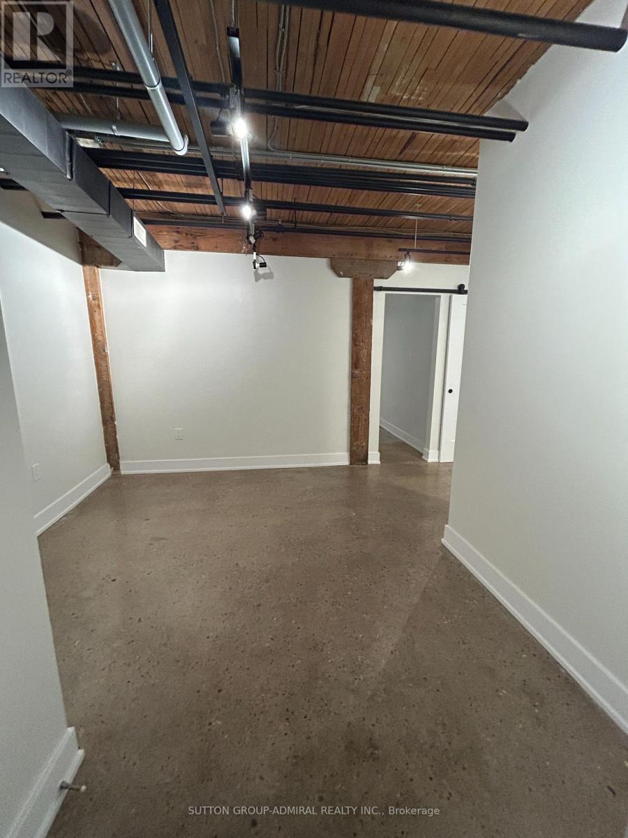 L102 - 34 Noble Street, Toronto, Ontario  M6K 2C9 - Photo 5 - W12435117