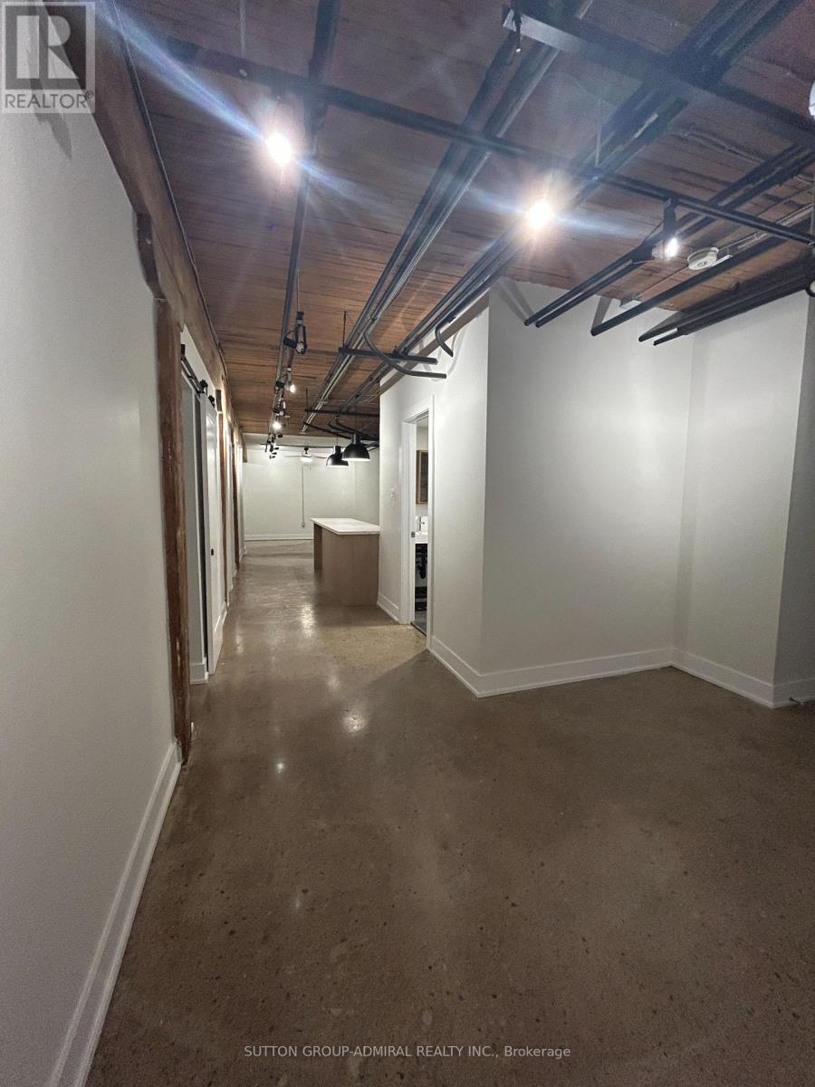 L102 - 34 Noble Street, Toronto, Ontario  M6K 2C9 - Photo 7 - W12435117