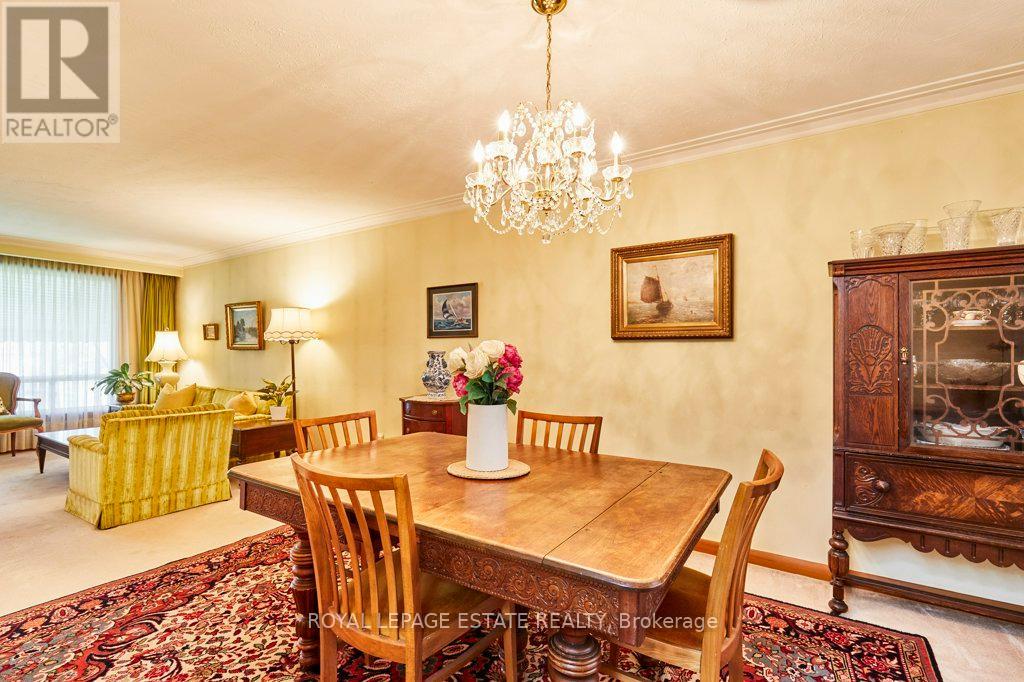 5 Bolger Place, Toronto, Ontario  M9W 4R6 - Photo 11 - W12435118