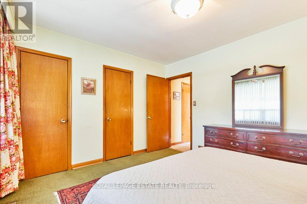 5 Bolger Place, Toronto, Ontario  M9W 4R6 - Photo 21 - W12435118