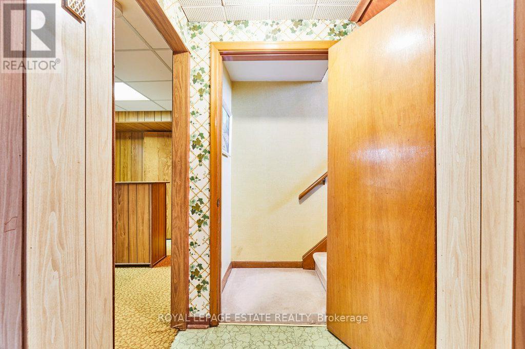 5 Bolger Place, Toronto, Ontario  M9W 4R6 - Photo 25 - W12435118