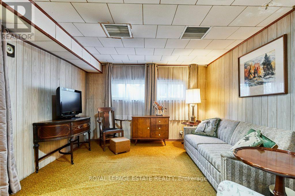 5 Bolger Place, Toronto, Ontario  M9W 4R6 - Photo 27 - W12435118