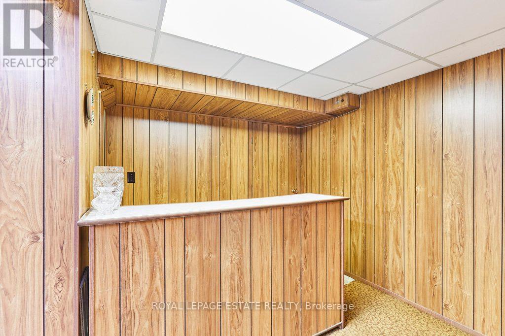 5 Bolger Place, Toronto, Ontario  M9W 4R6 - Photo 30 - W12435118