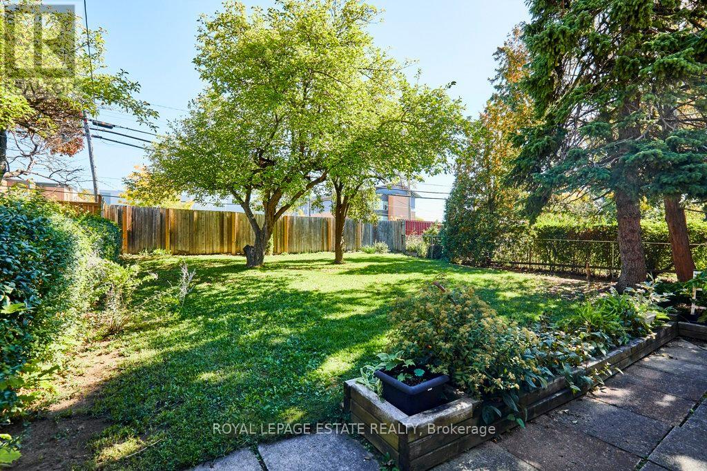 5 Bolger Place, Toronto, Ontario  M9W 4R6 - Photo 34 - W12435118