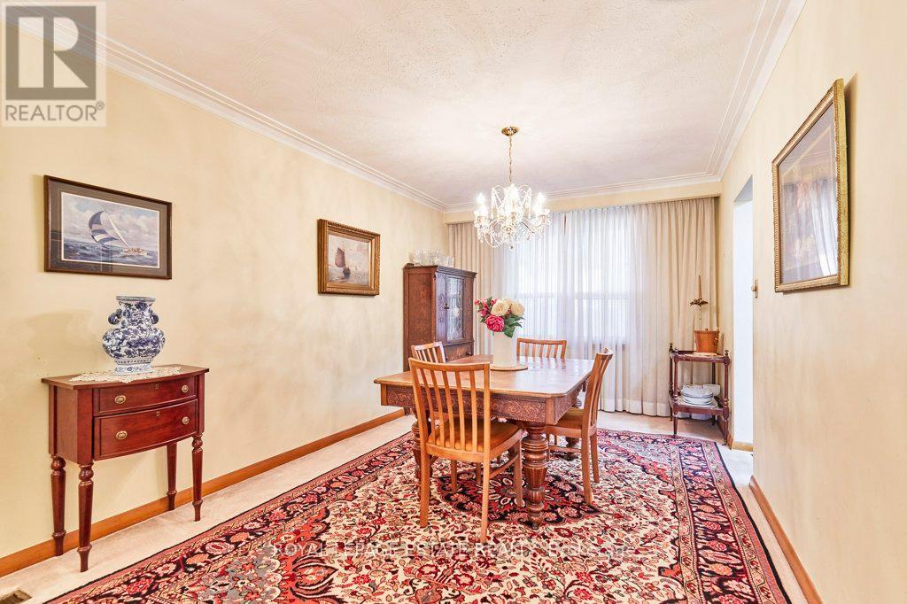 5 Bolger Place, Toronto, Ontario  M9W 4R6 - Photo 9 - W12435118