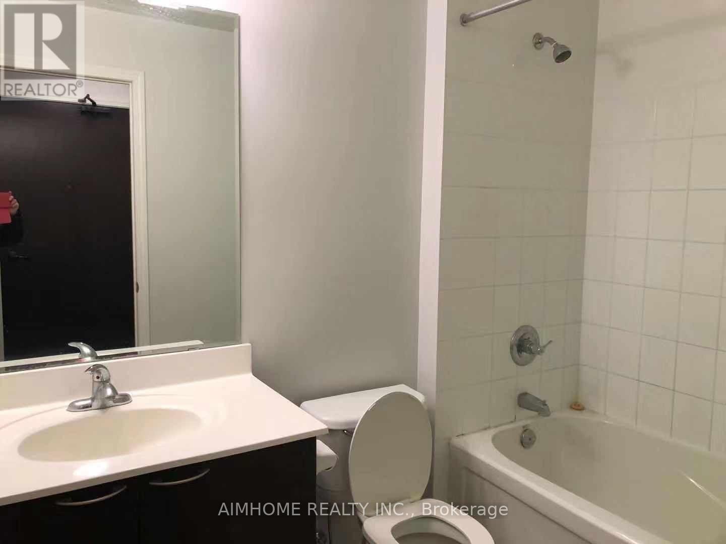 1202 - 385 Prince Of Wales Drive, Mississauga, Ontario  L5B 0A1 - Photo 5 - W12435124