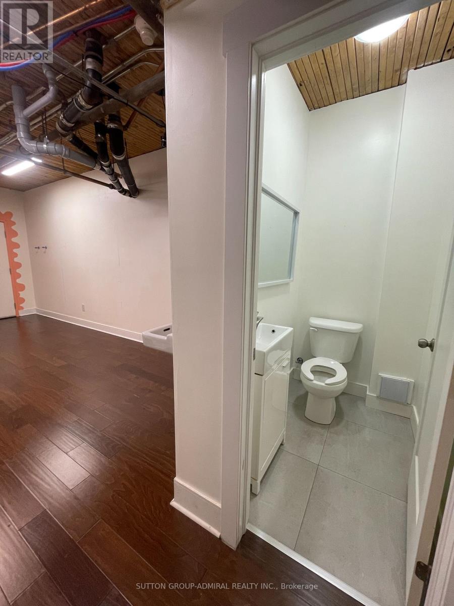 L103 - 34 Noble Street, Toronto, Ontario  M6K 2C9 - Photo 10 - W12435126