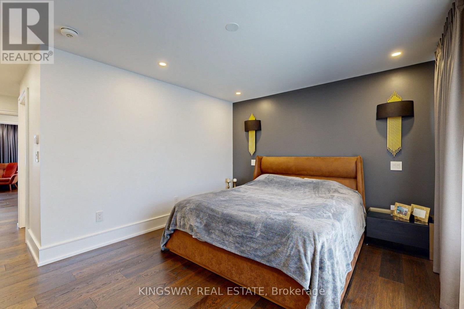 89 Russell Drive, Oakville, Ontario  L6H 1L4 - Photo 39 - W12435140