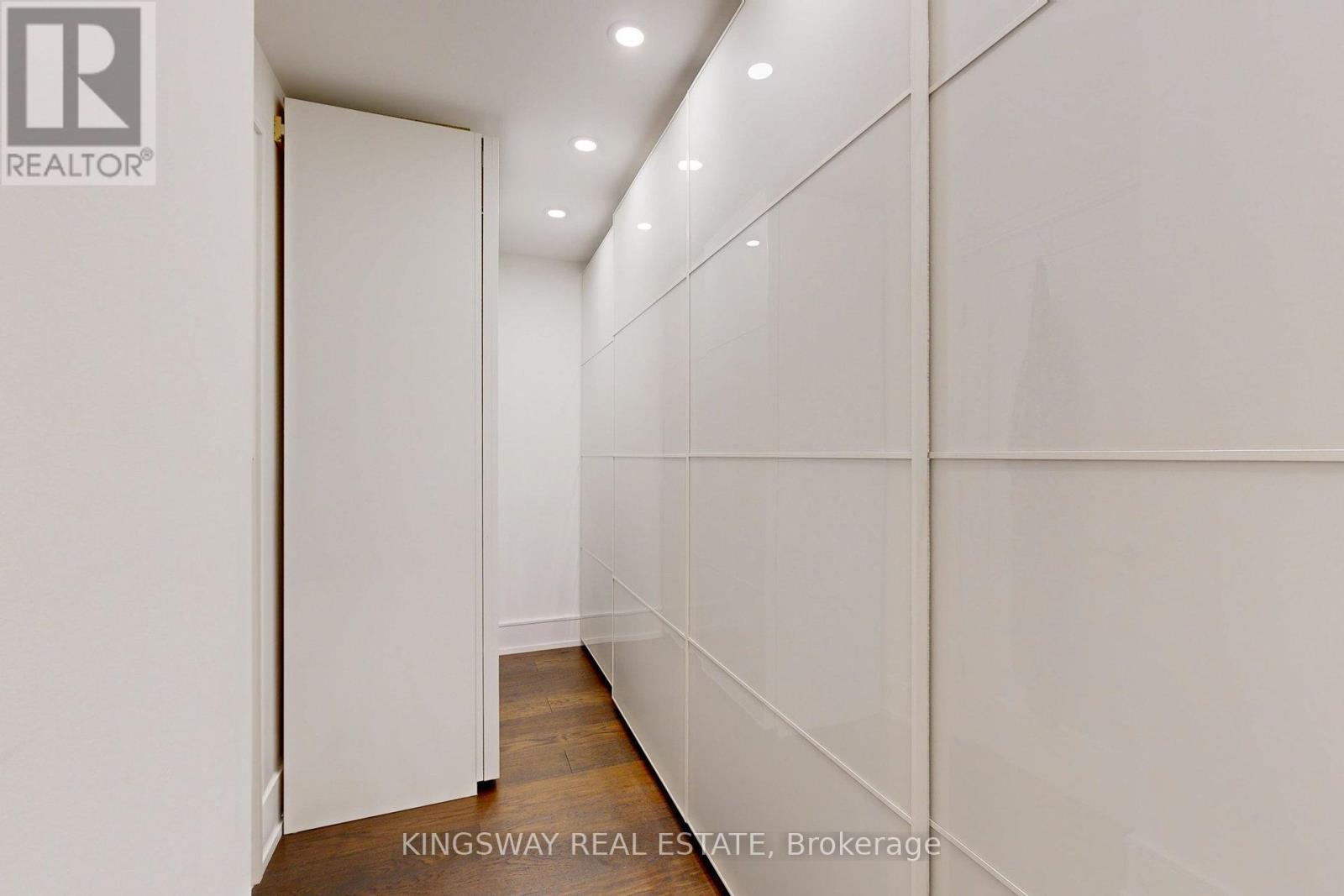 89 Russell Drive, Oakville, Ontario  L6H 1L4 - Photo 40 - W12435140