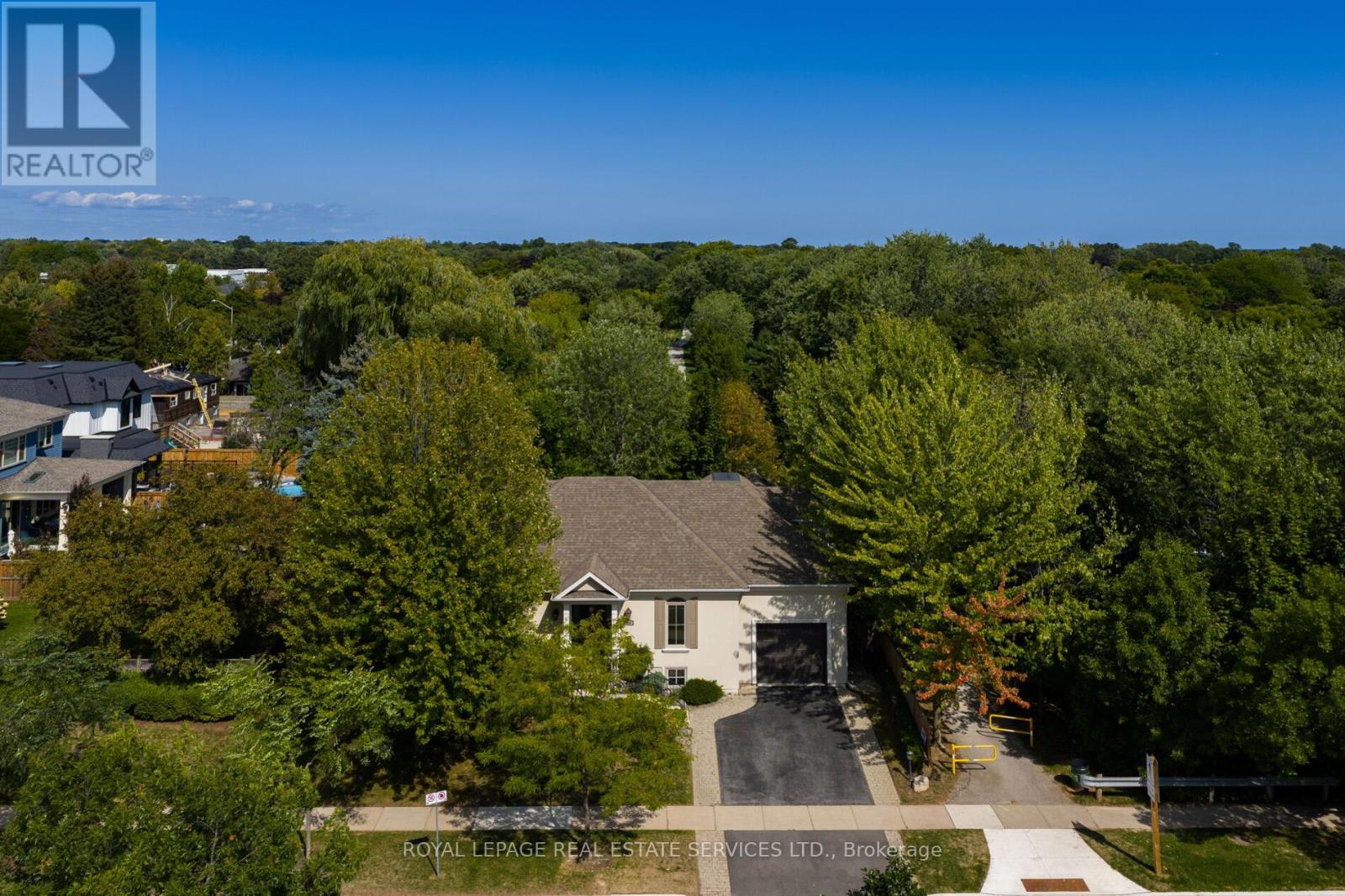 2448 Bridge Road, Oakville, Ontario  L6L 5C2 - Photo 44 - W12435143