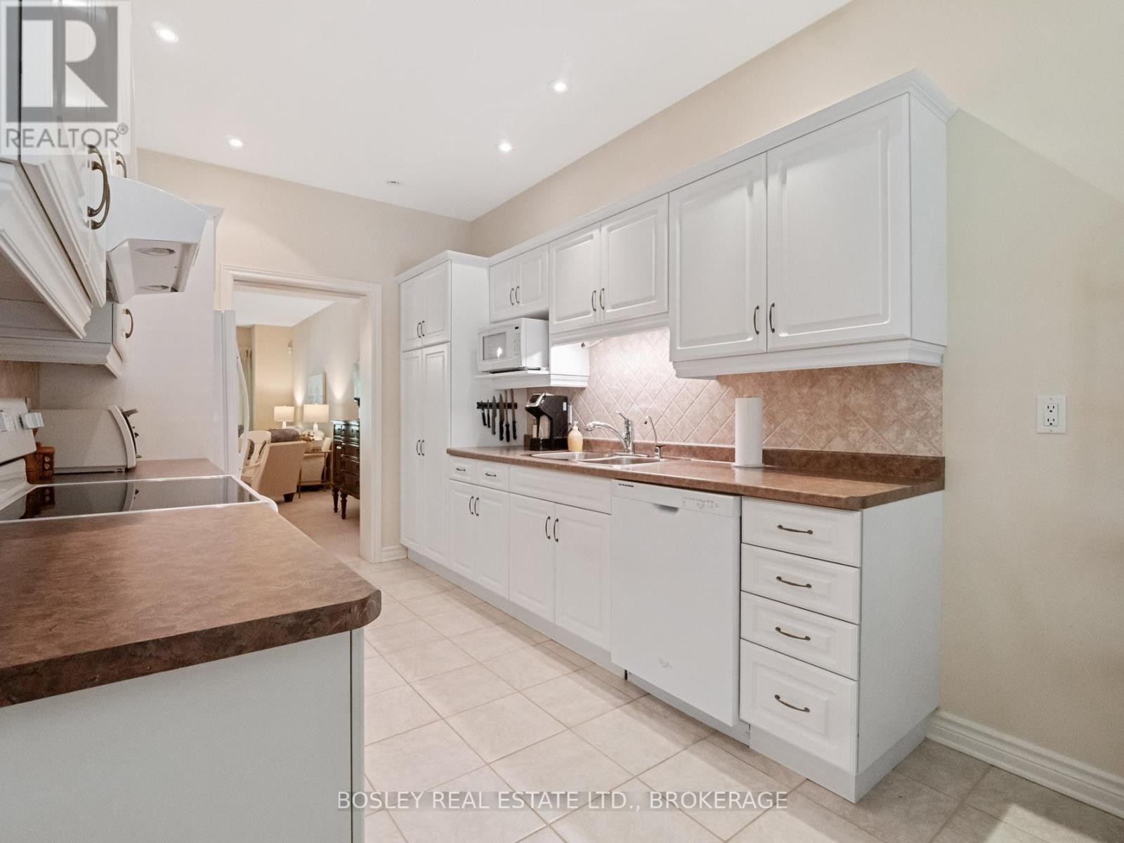 5 - 575 Simcoe Street, Niagara-On-The-Lake, Ontario  L0S 1J0 - Photo 15 - X12435158