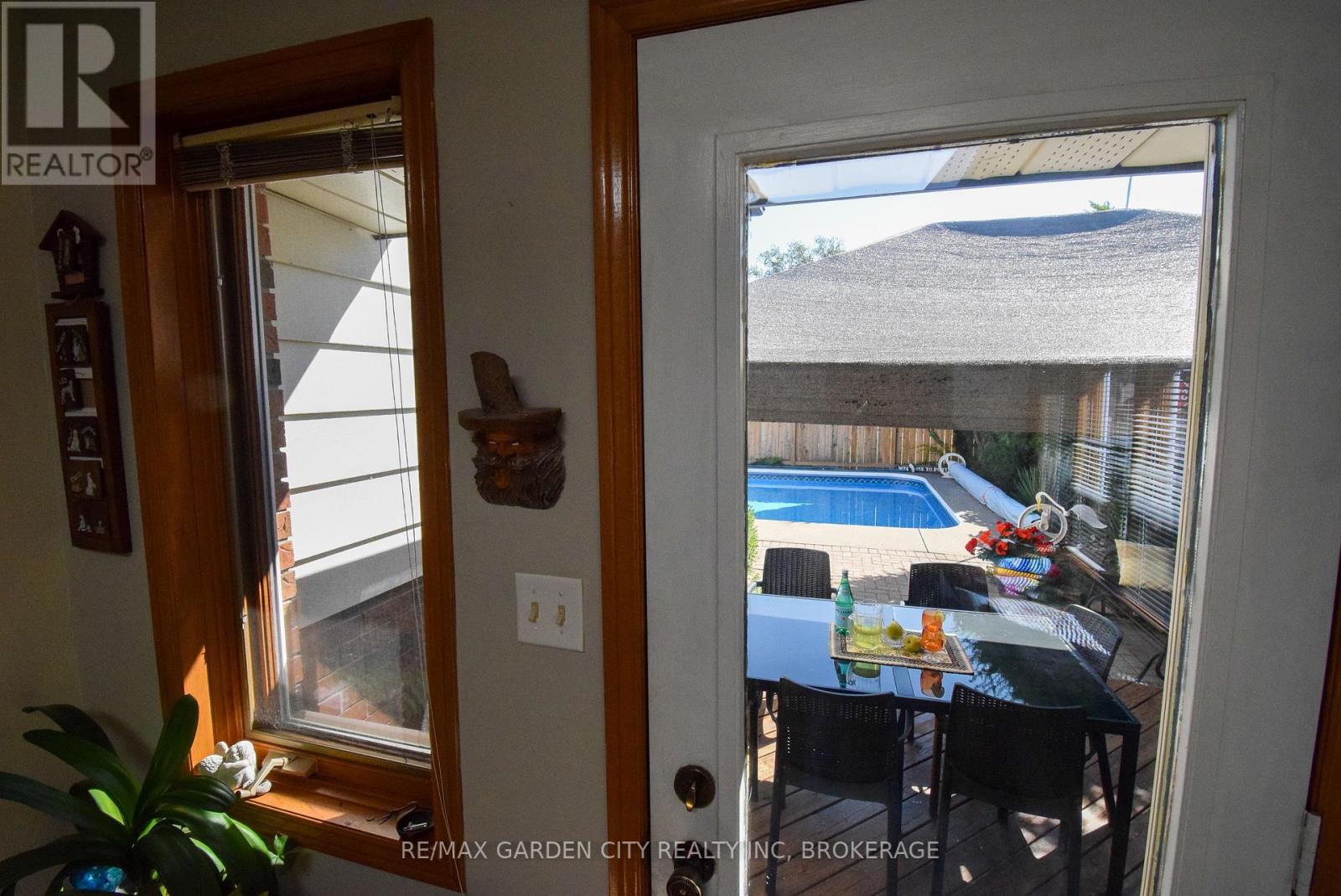 40 Belair Drive, St. Catharines (Port Dalhousie), Ontario  L2N 6X9 - Photo 19 - X12435193