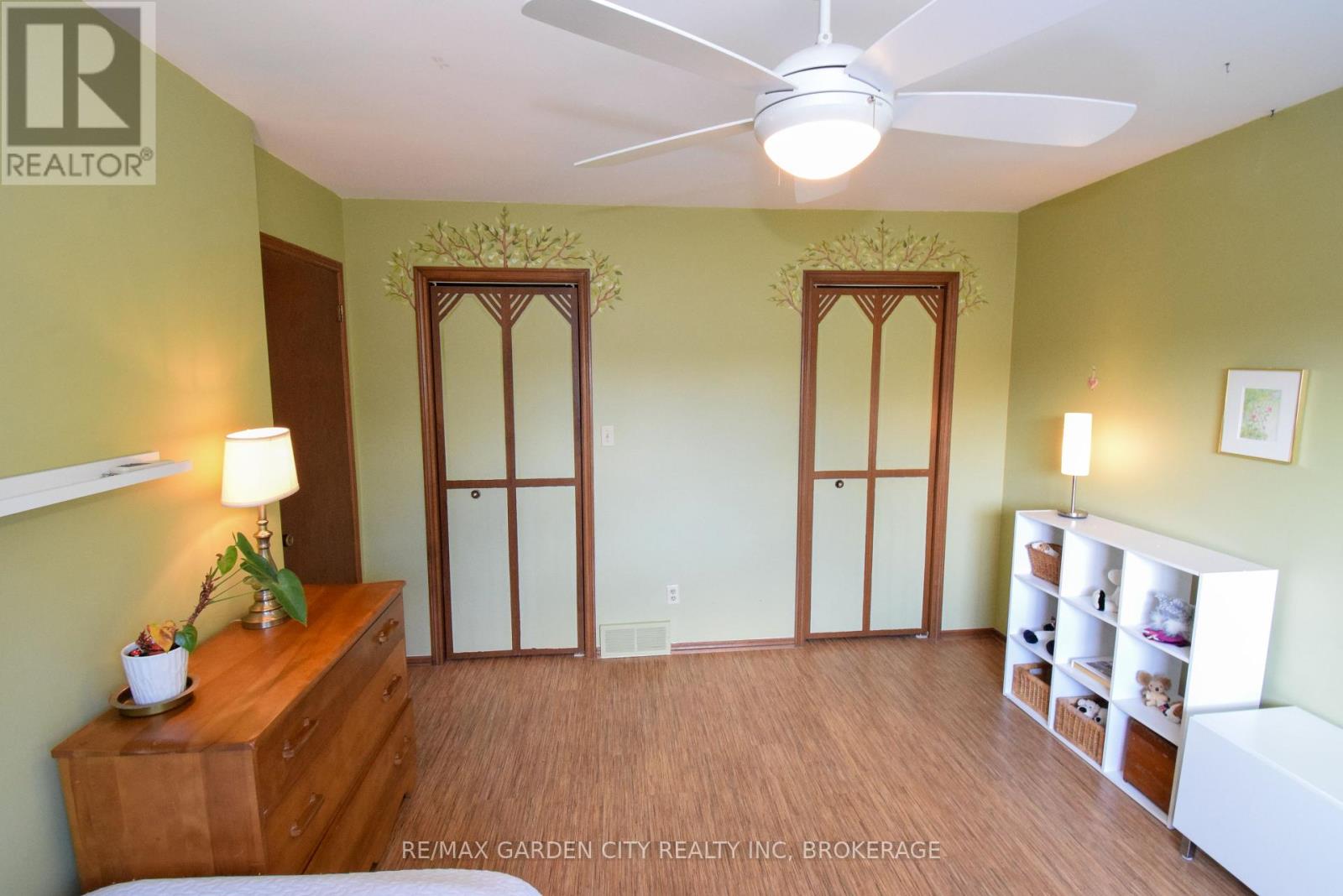 40 Belair Drive, St. Catharines (Port Dalhousie), Ontario  L2N 6X9 - Photo 28 - X12435193