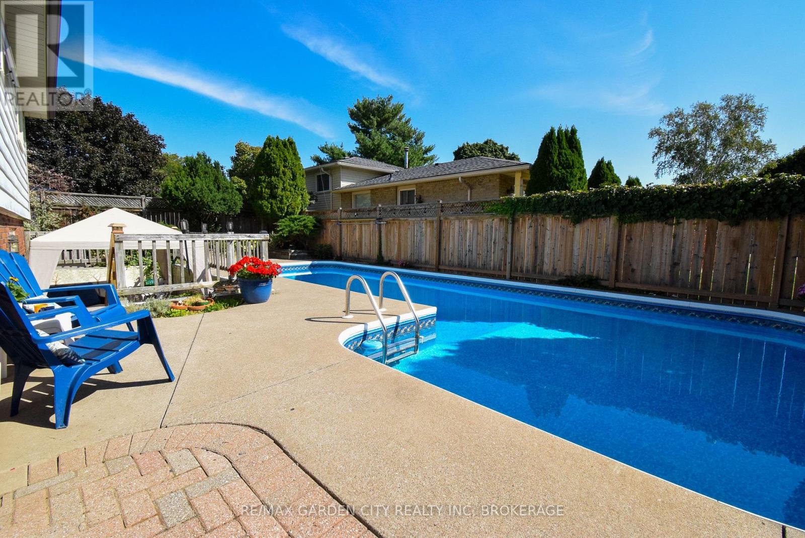 40 Belair Drive, St. Catharines (Port Dalhousie), Ontario  L2N 6X9 - Photo 42 - X12435193
