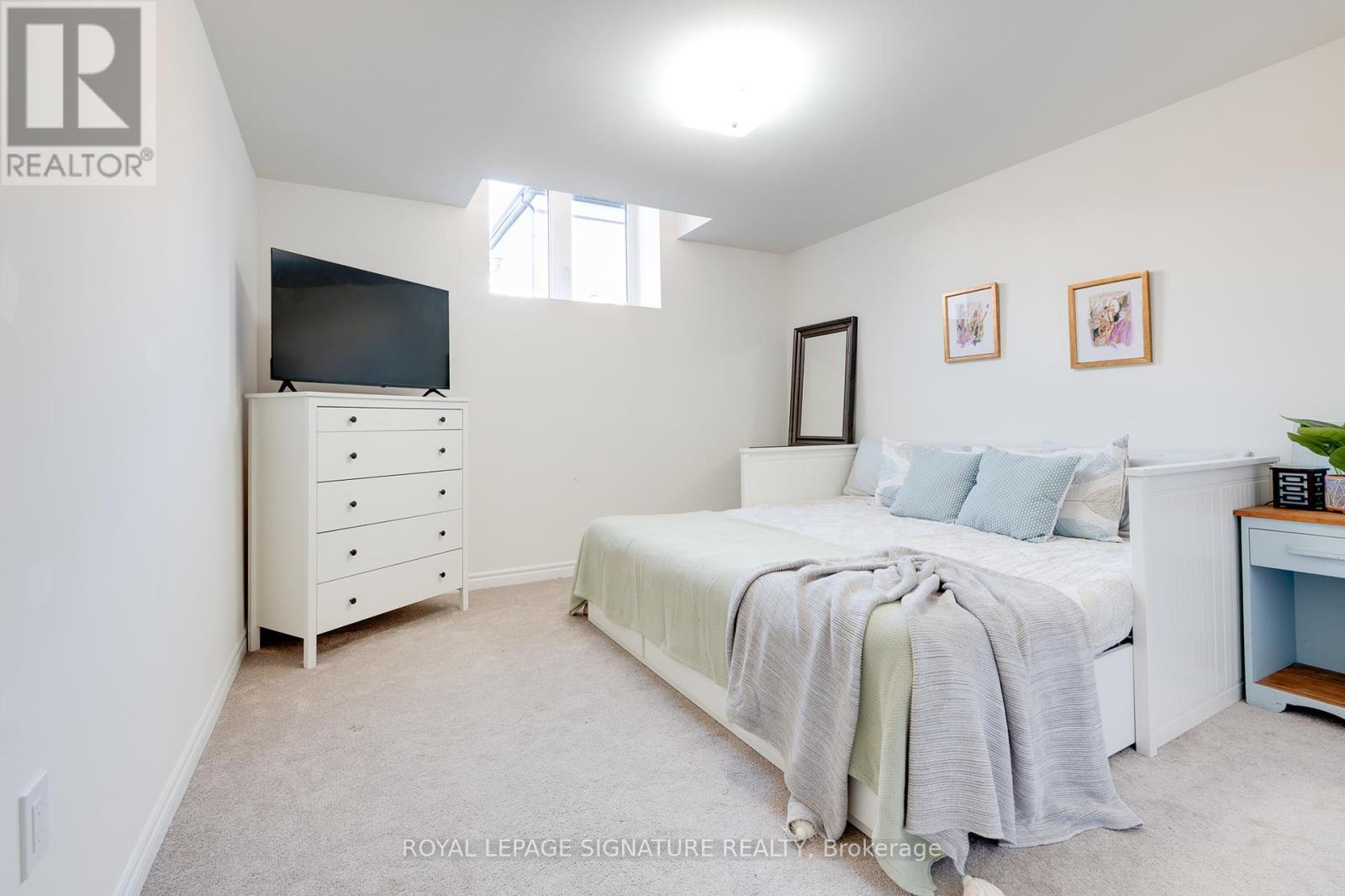 62 Bannister Road, Barrie, Ontario  L9J 0L7 - Photo 22 - S12435010