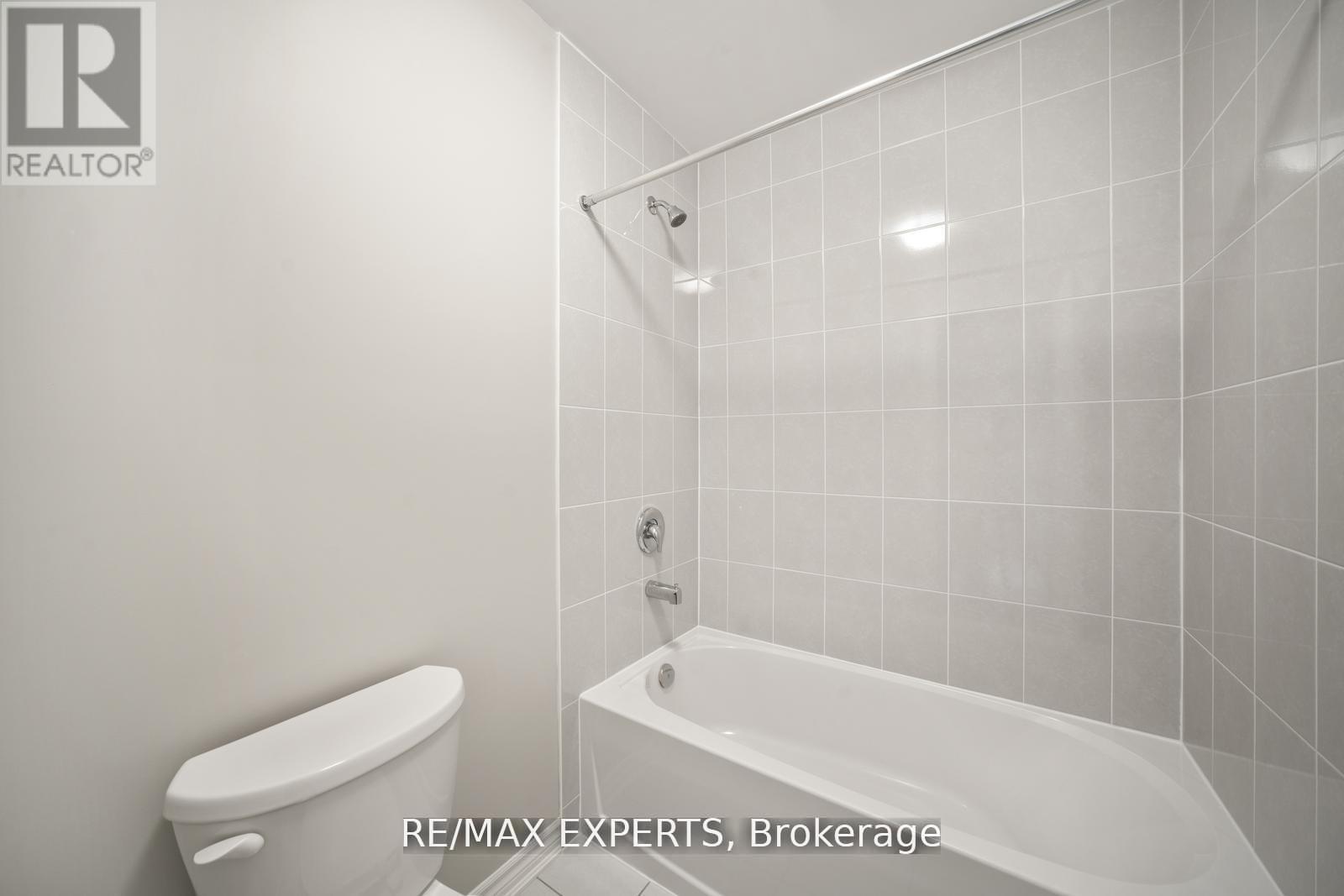 216 Cubitt Street, Clearview, Ontario  L0M 1S0 - Photo 27 - S12432512