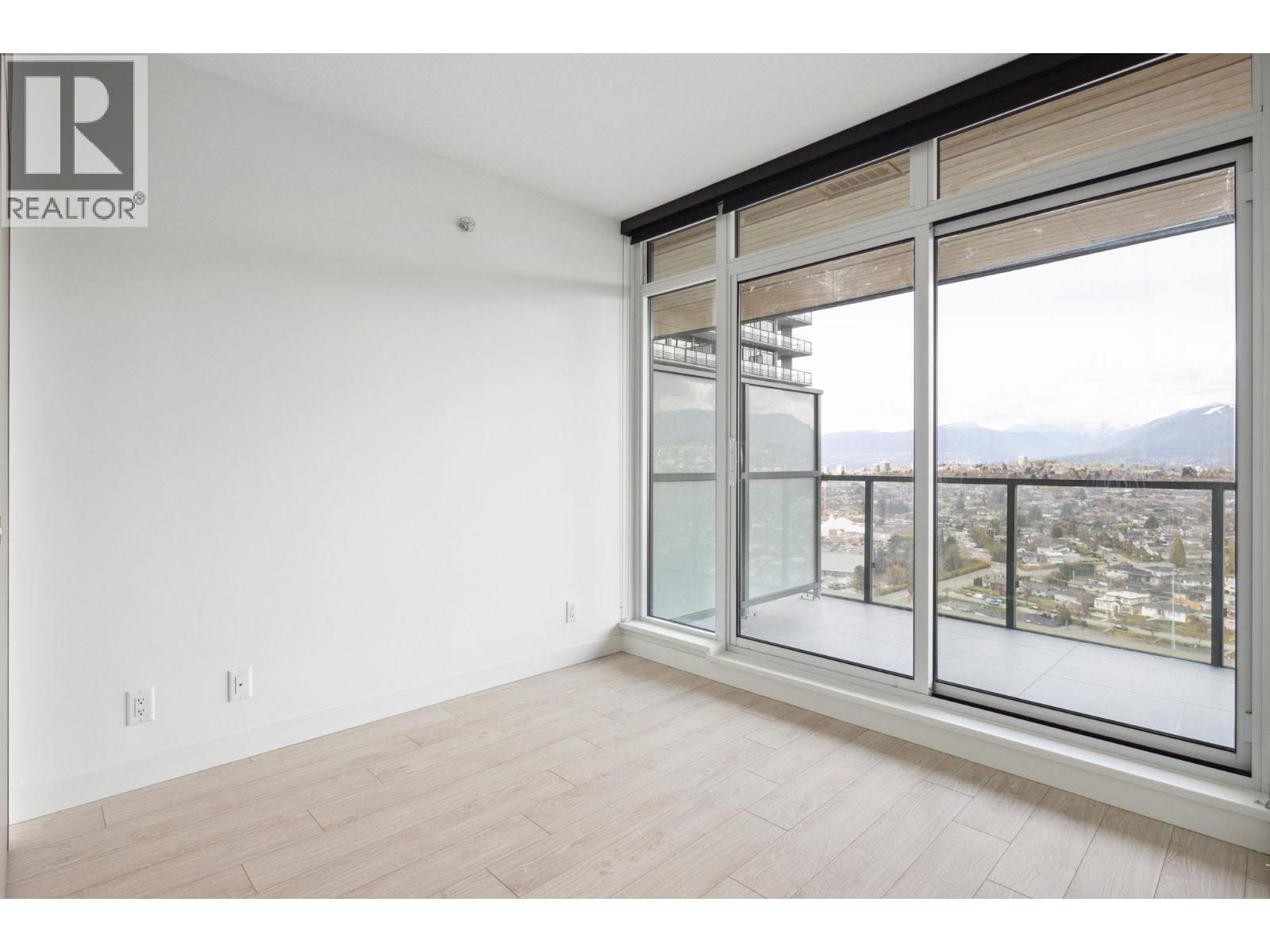 2x03 4880 Lougheed Highway, Burnaby, British Columbia  V5C 0N1 - Photo 10 - R3053642