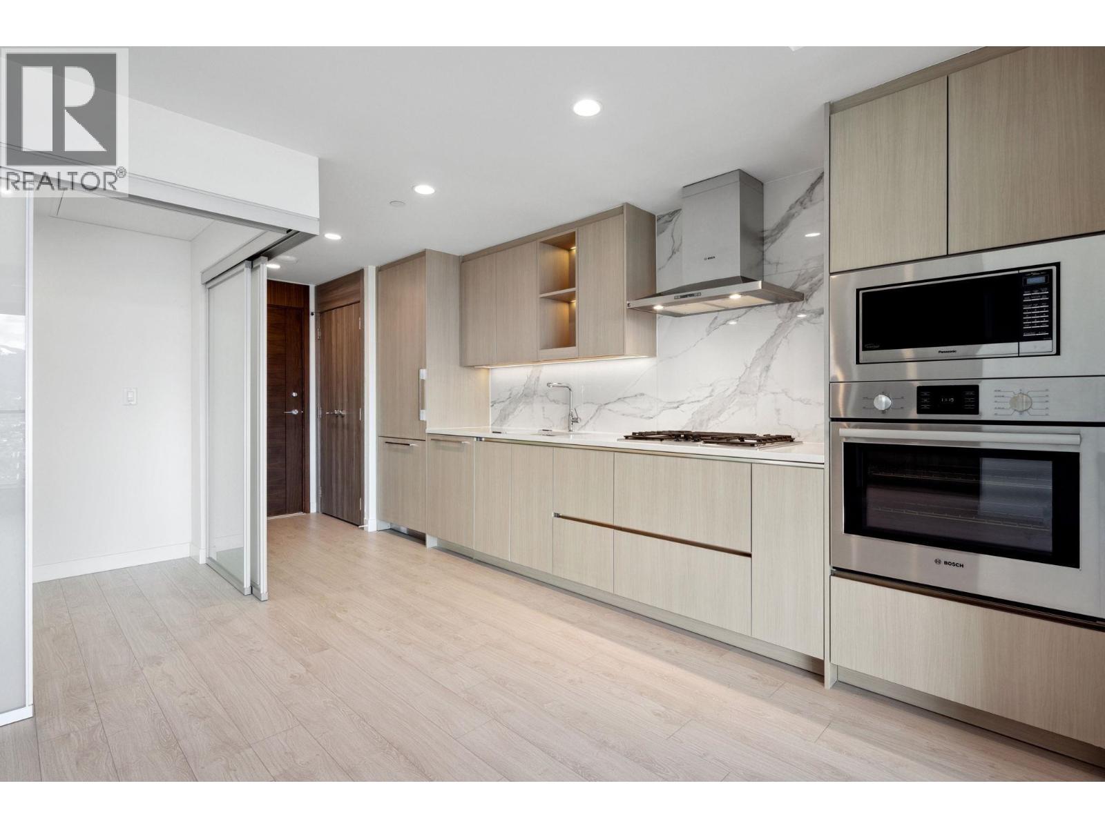 2x03 4880 Lougheed Highway, Burnaby, British Columbia  V5C 0N1 - Photo 5 - R3053642
