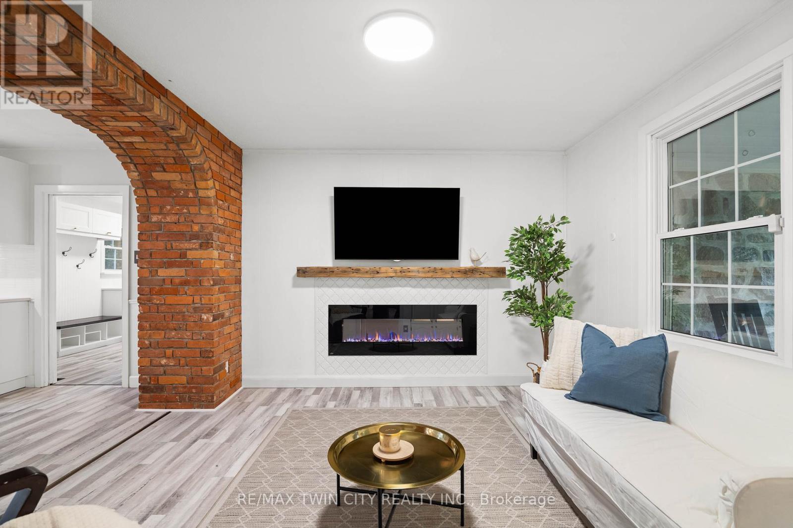 296 Edgehill Drive, Kitchener, Ontario  N2P 2C9 - Photo 24 - X12435022