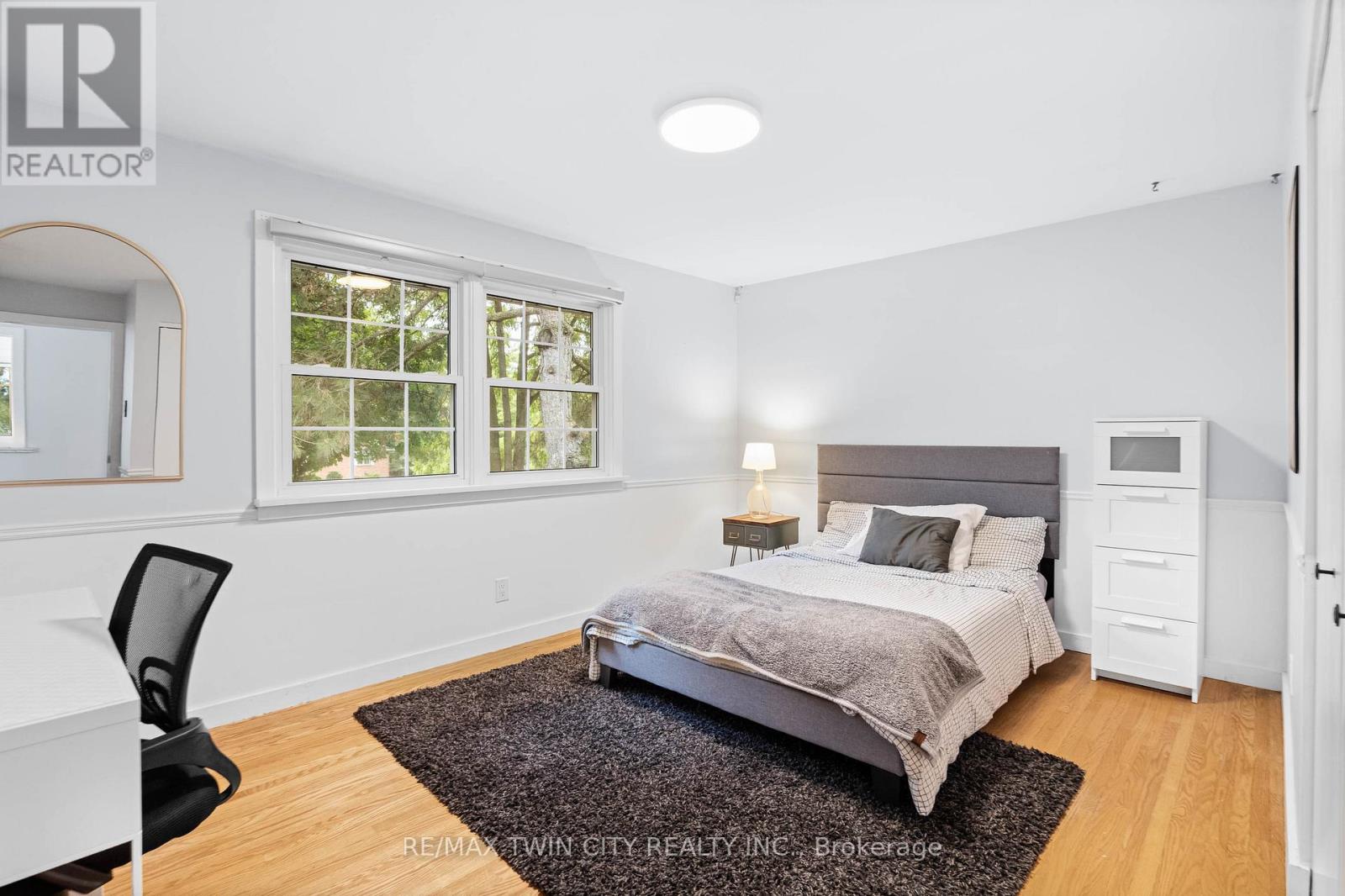 296 Edgehill Drive, Kitchener, Ontario  N2P 2C9 - Photo 39 - X12435022