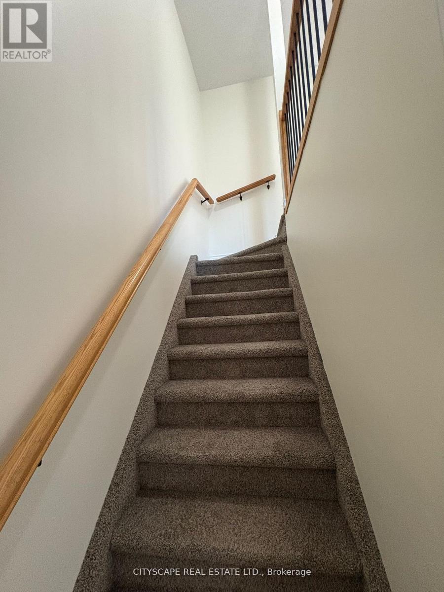 2 - 10 Dufferin Street, Norwich, Ontario  N0J 1P0 - Photo 21 - X12435052