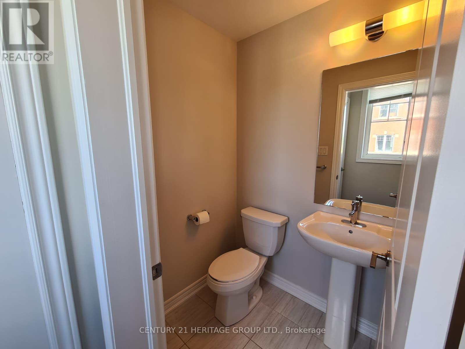 6 Snowberry Lane, Hamilton, Ontario  L8K 0A4 - Photo 15 - X12435055