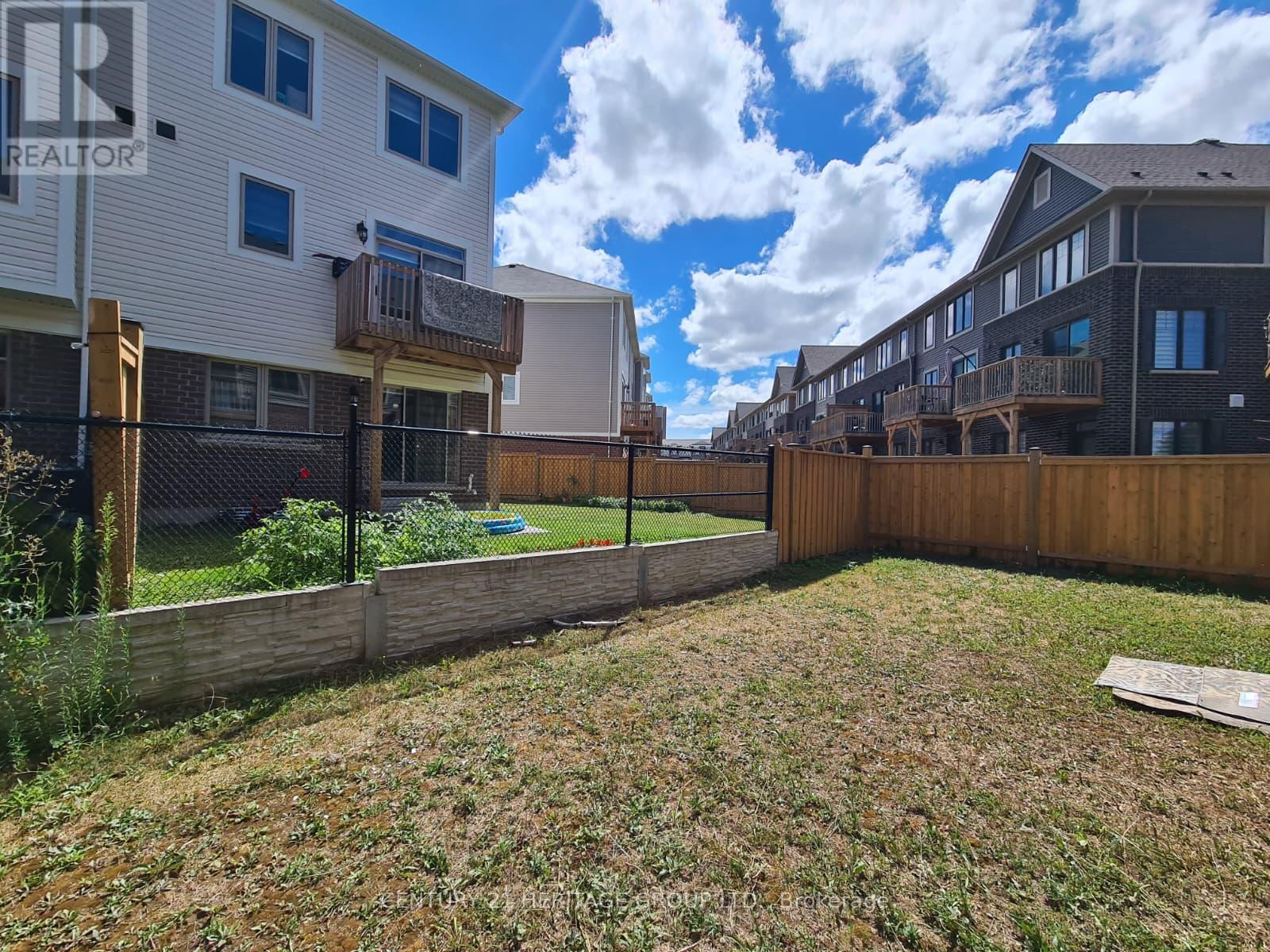 6 Snowberry Lane, Hamilton, Ontario  L8K 0A4 - Photo 25 - X12435055
