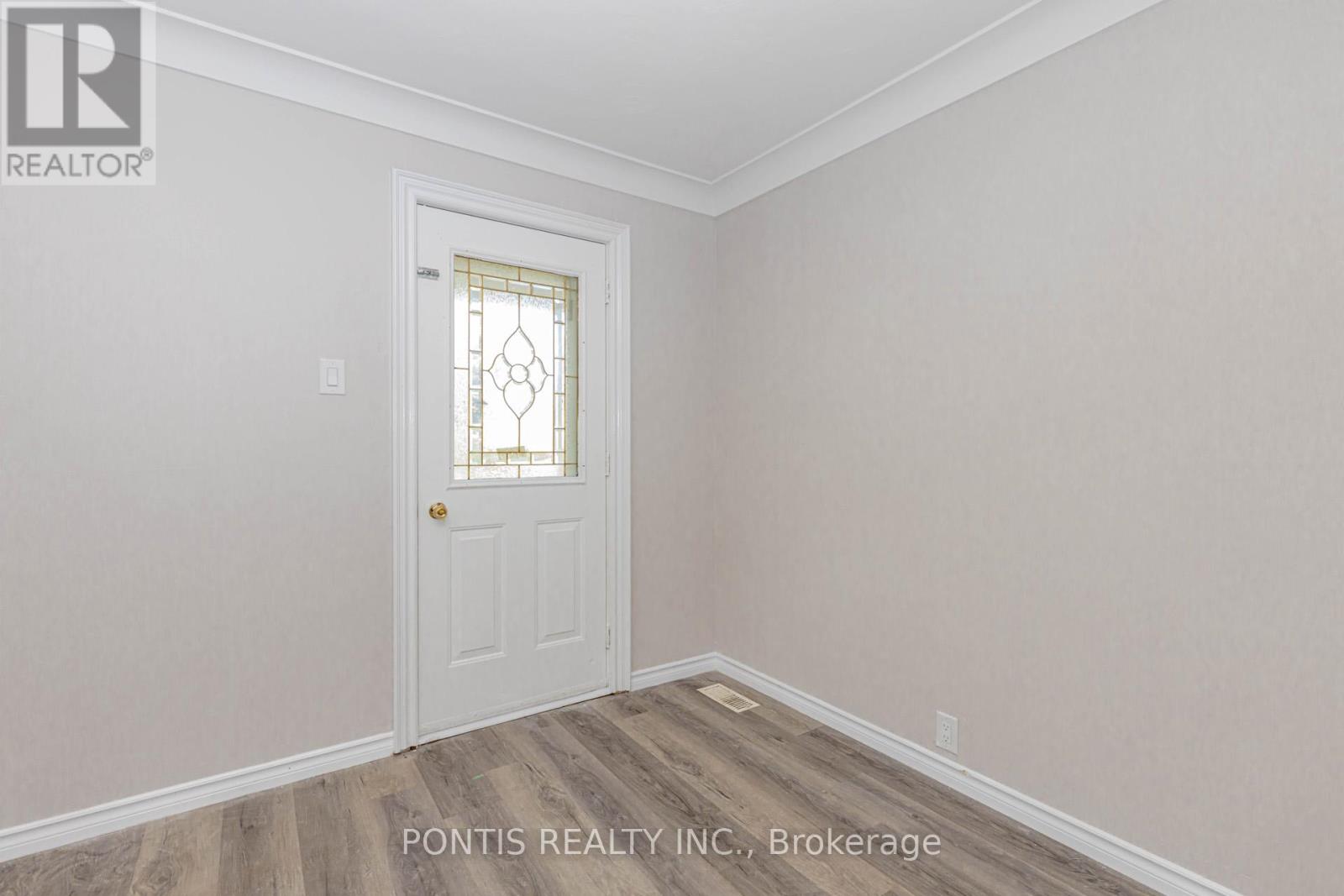 738 Mount Pleasant Road, Brant, Ontario  N0E 1K0 - Photo 10 - X12435059