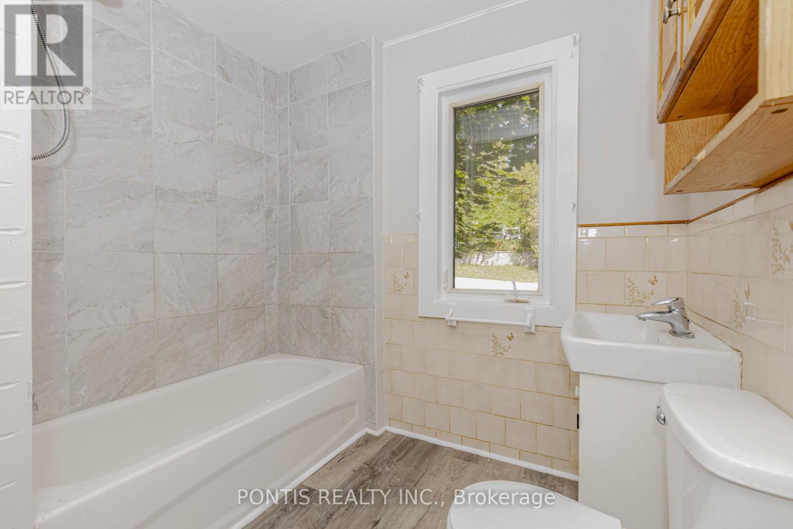738 Mount Pleasant Road, Brant, Ontario  N0E 1K0 - Photo 22 - X12435059