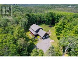96 LINDGREN ROAD E, Huntsville, Ontario