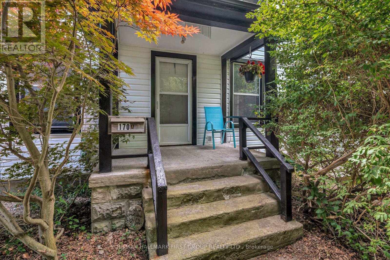 170-172 Blake Street, Cobourg, Ontario  K9A 2K5 - Photo 4 - X12435090