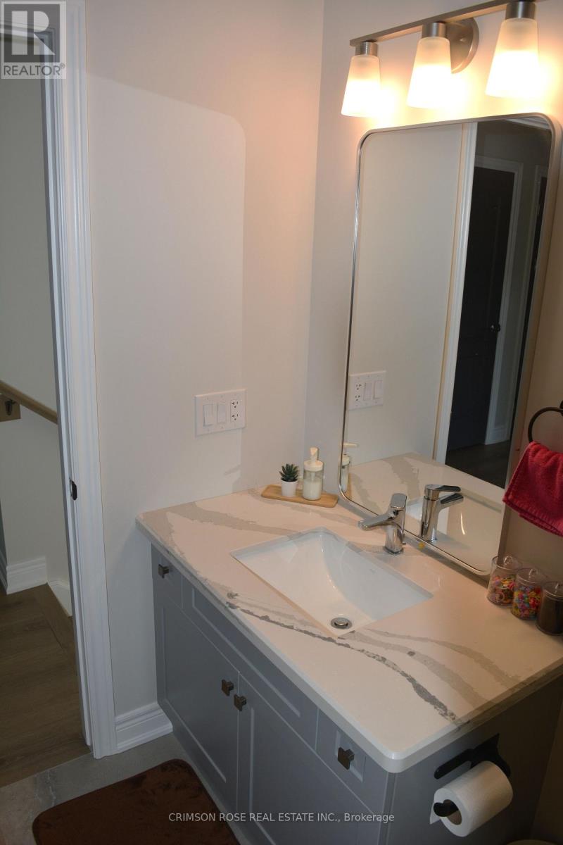 7 Marshall Lane, St. Catharines (Glendale/glenridge), Ontario  L2P 0E8 - Photo 16 - X12435092