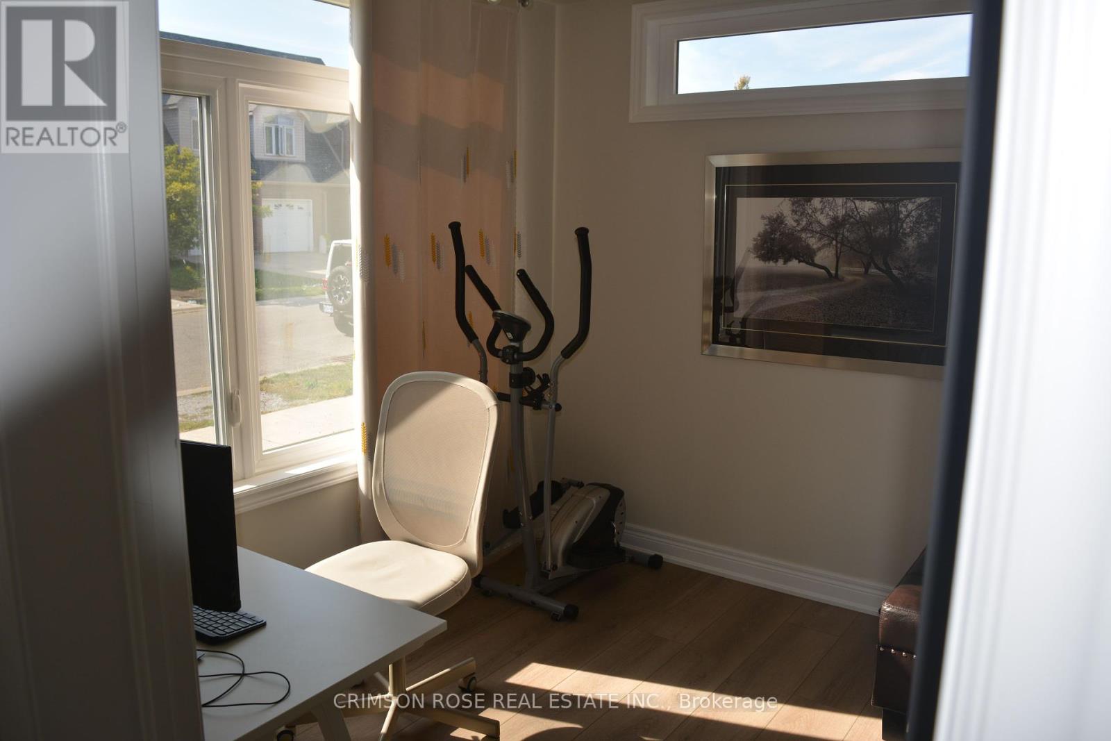 7 Marshall Lane, St. Catharines (Glendale/glenridge), Ontario  L2P 0E8 - Photo 6 - X12435092