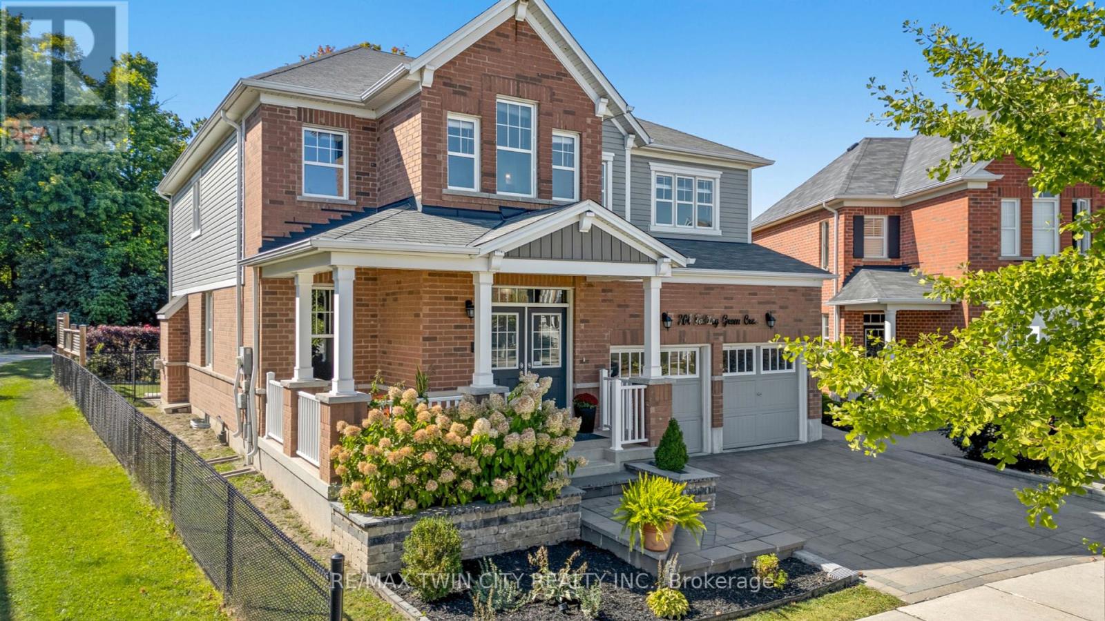 304 FALLING GREEN CRESCENT, Kitchener, Ontario