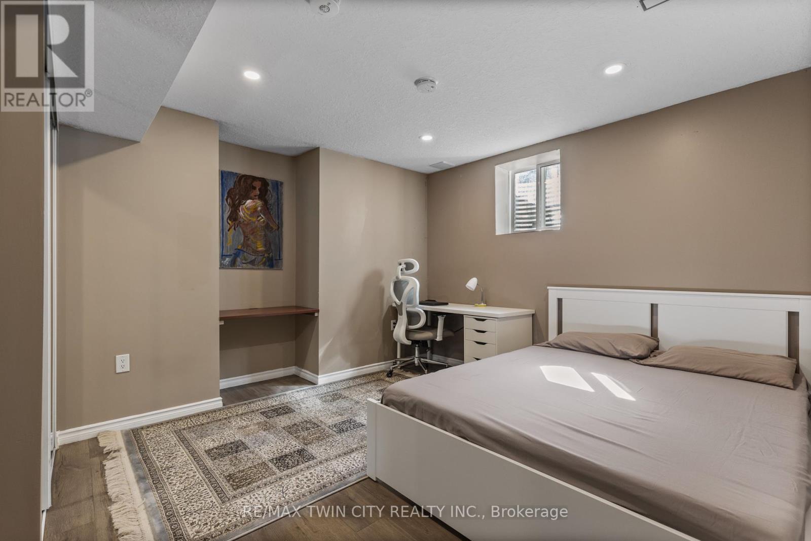 304 Falling Green Crescent, Kitchener, Ontario  N2R 0E9 - Photo 31 - X12435095