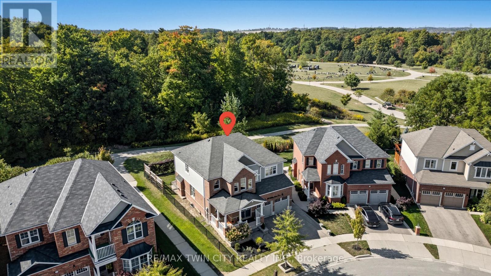 304 Falling Green Crescent, Kitchener, Ontario  N2R 0E9 - Photo 39 - X12435095