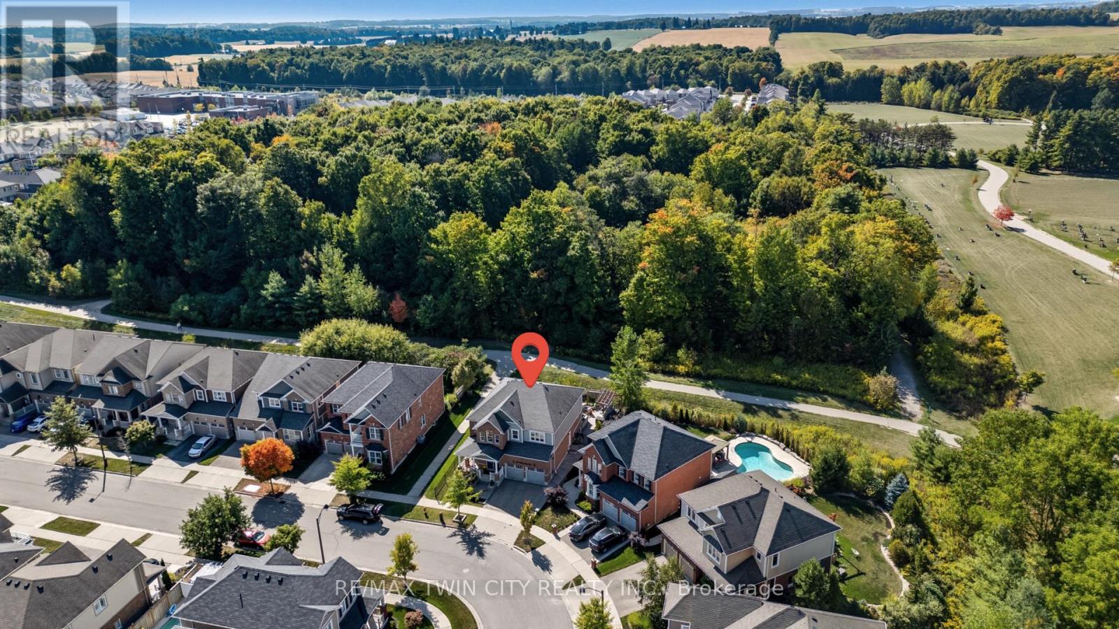 304 Falling Green Crescent, Kitchener, Ontario  N2R 0E9 - Photo 40 - X12435095