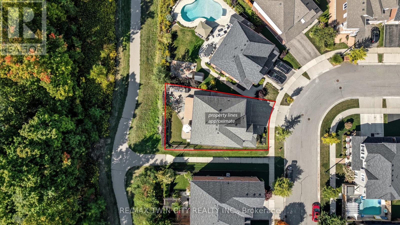 304 Falling Green Crescent, Kitchener, Ontario  N2R 0E9 - Photo 43 - X12435095