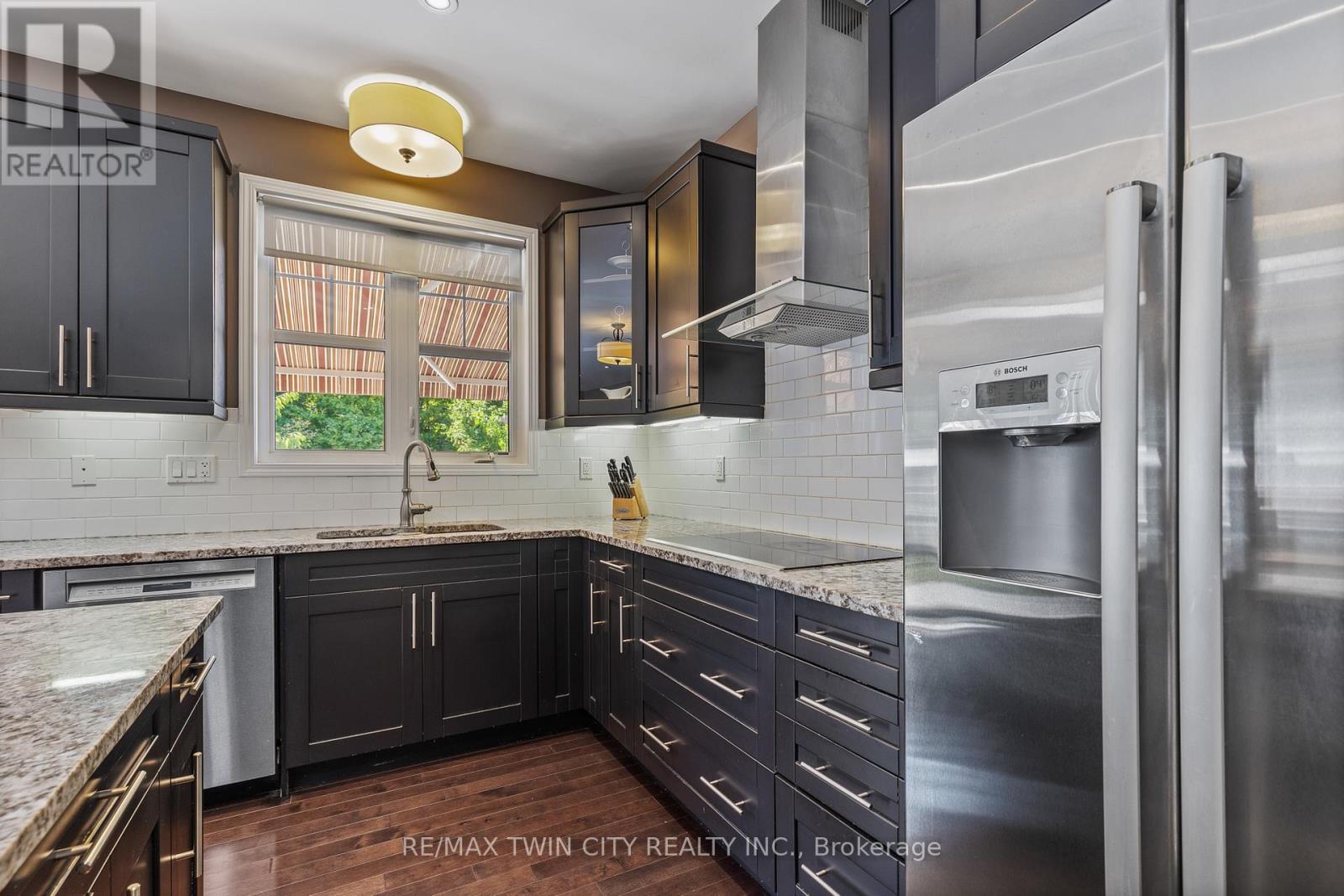 304 Falling Green Crescent, Kitchener, Ontario  N2R 0E9 - Photo 50 - X12435095