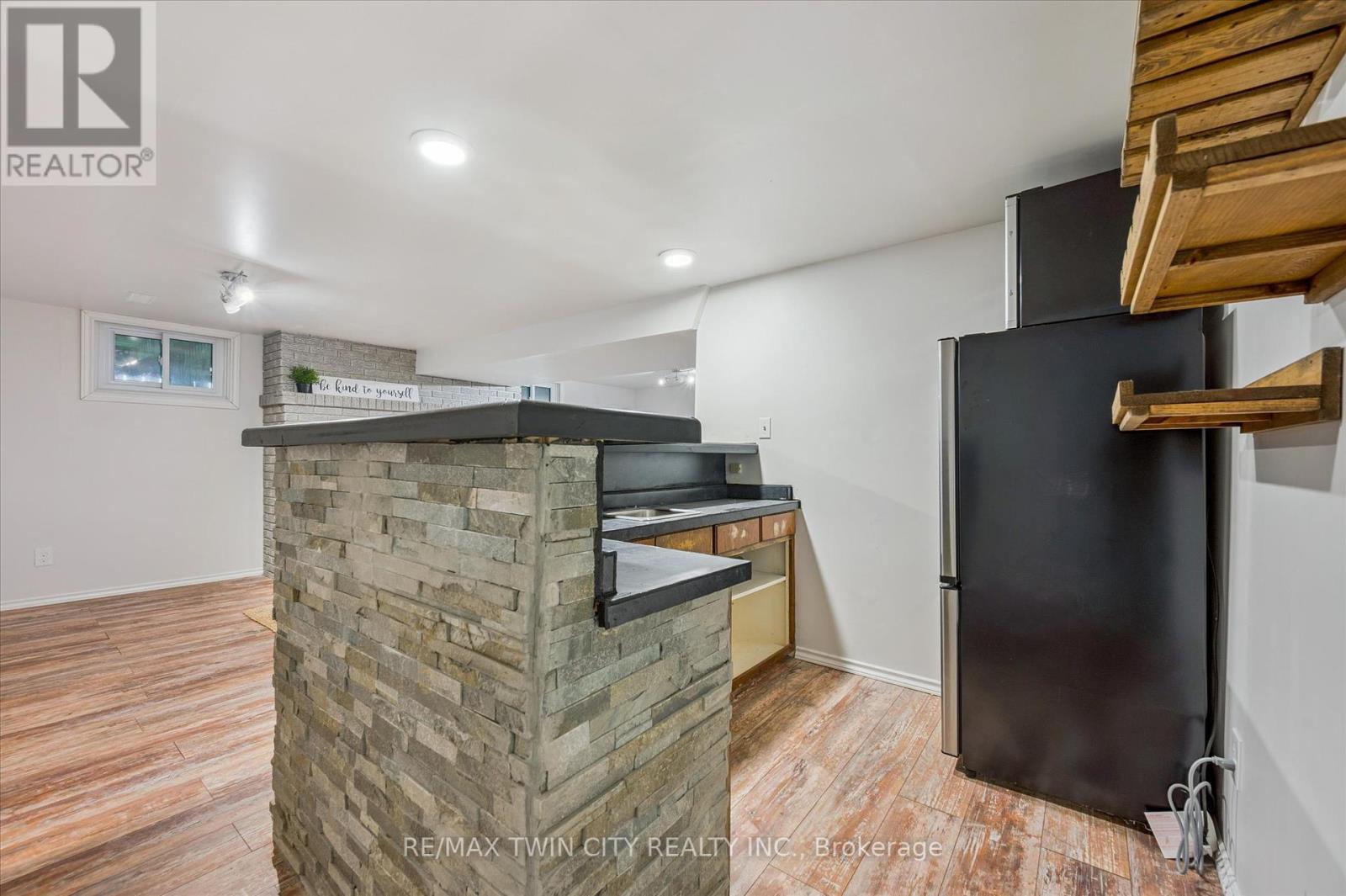 635 Raglan Street, Minto, Ontario  N0G 2P0 - Photo 30 - X12435106