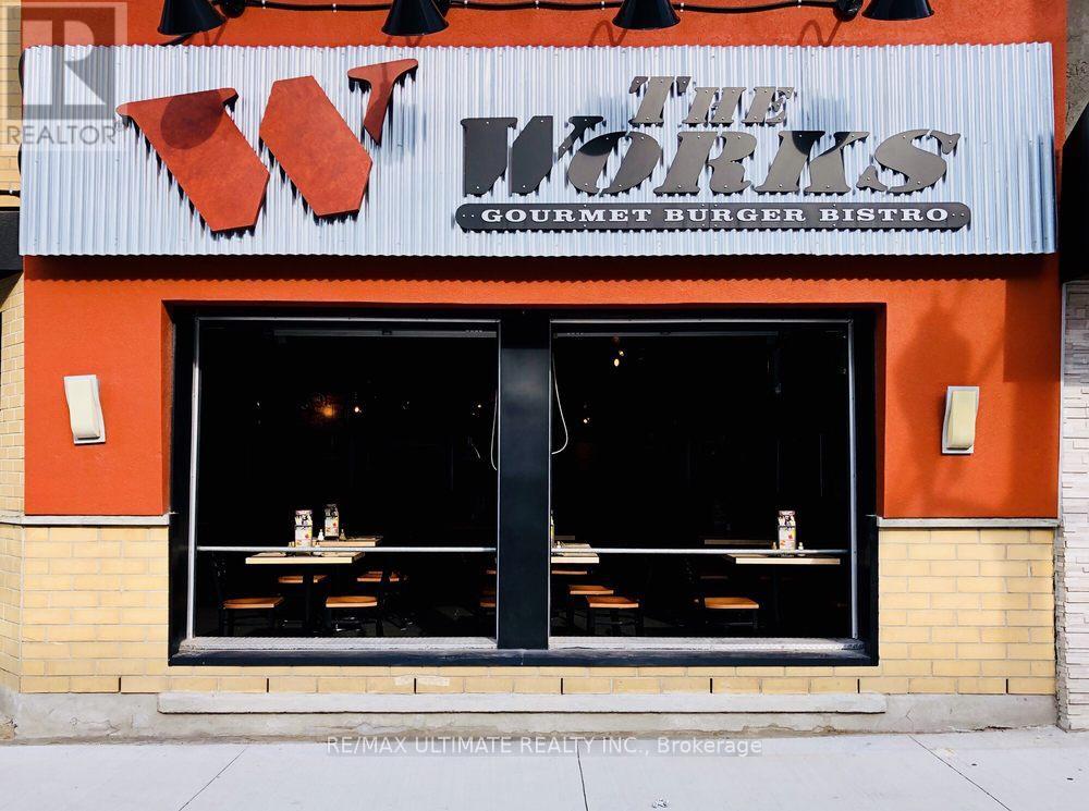 92 King Street S, Waterloo, Ontario  N2J 1P5 - Photo 1 - X12435129