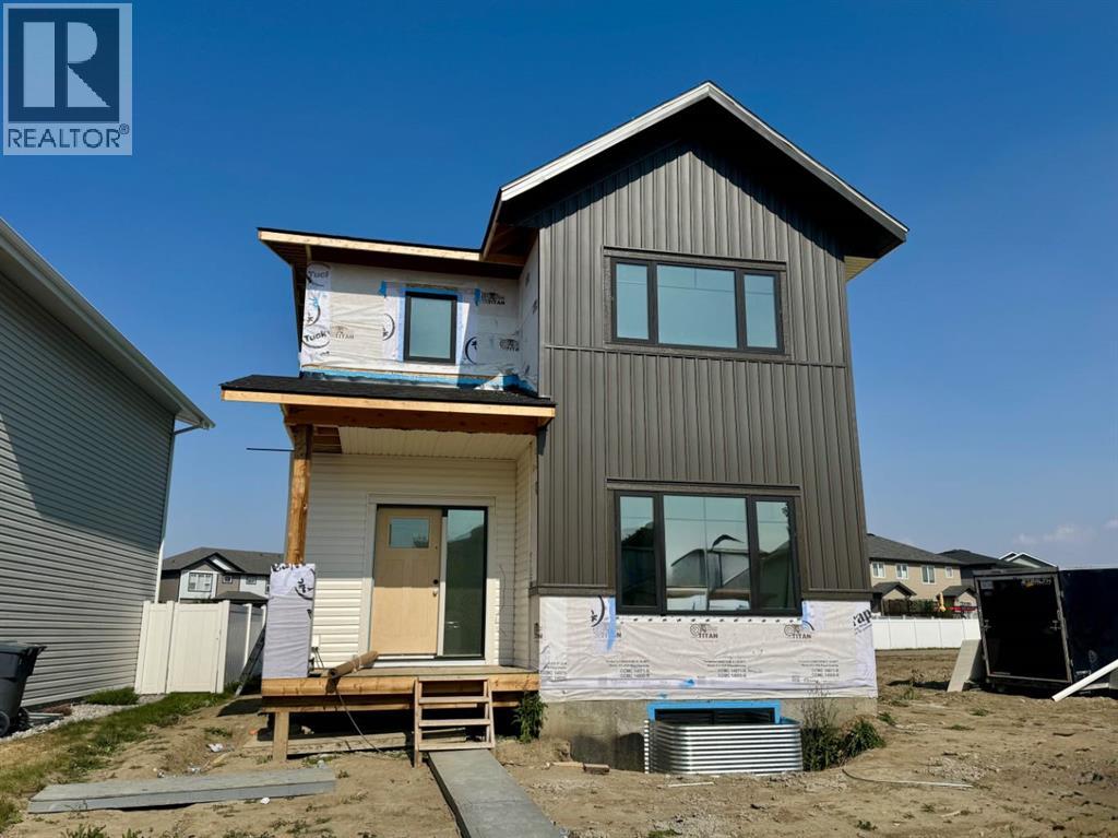 36 Memorial Parkway, Rural Red Deer County, Alberta  T4E 3B7 - Photo 1 - A2255569