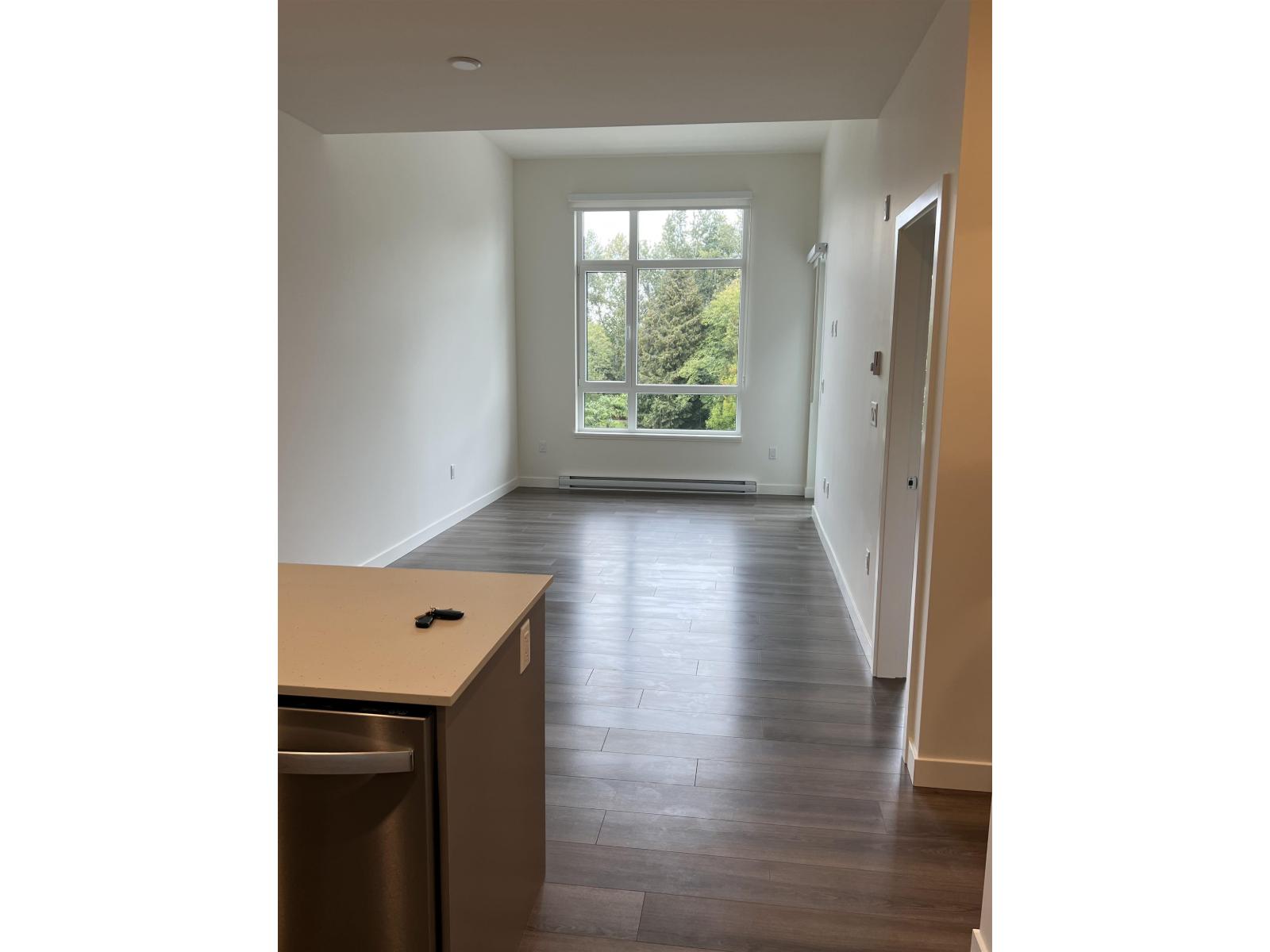 411 13788 76 Avenue, Surrey, British Columbia  V3W 3V9 - Photo 3 - R3052544