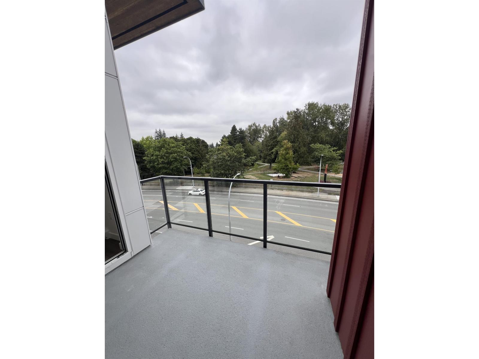 411 13788 76 Avenue, Surrey, British Columbia  V3W 3V9 - Photo 11 - R3052544