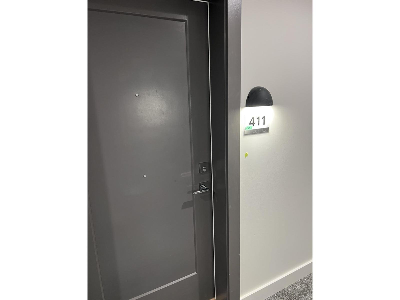 411 13788 76 Avenue, Surrey, British Columbia  V3W 3V9 - Photo 2 - R3052544