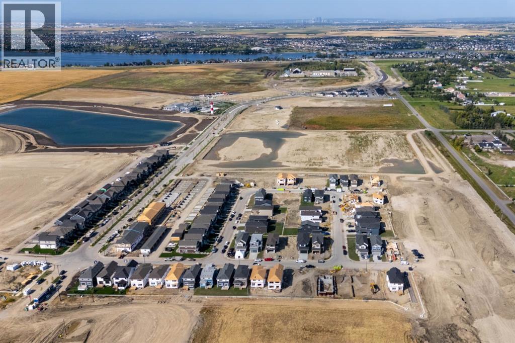 137 Clearwater Terrace, Chestermere, Alberta  T1X 3A7 - Photo 5 - A2252787
