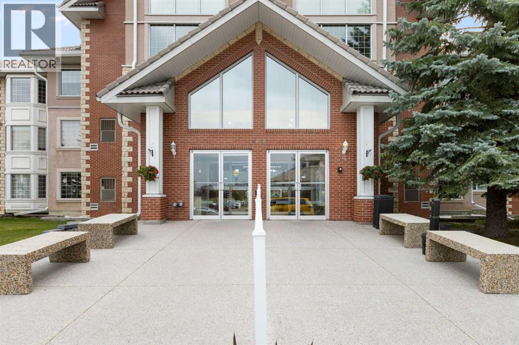 326, 6868 Sierra Morena Boulevard Sw, Calgary, Alberta  T3H 3R6 - Photo 2 - A2258024
