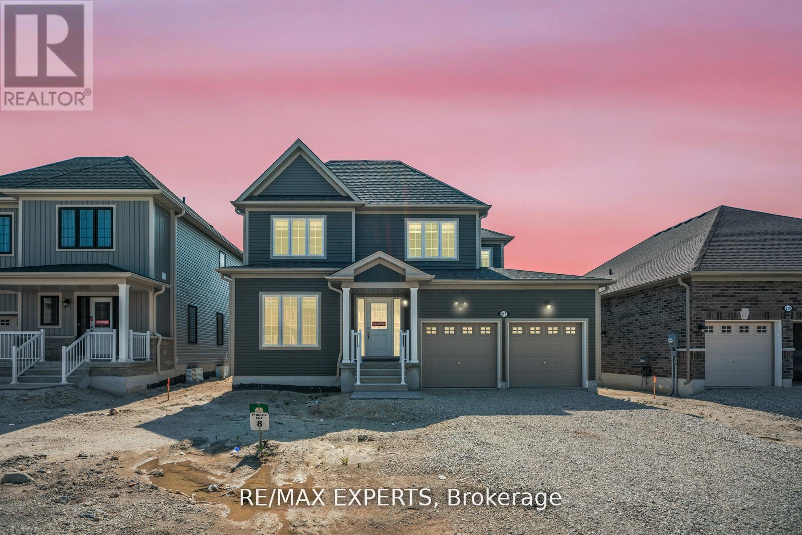 216 Cubitt Street, Clearview, Ontario  L0M 1S0 - Photo 40 - S12432512